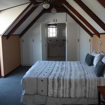 Whalers Guest House Hermanus Eksteriør bilde