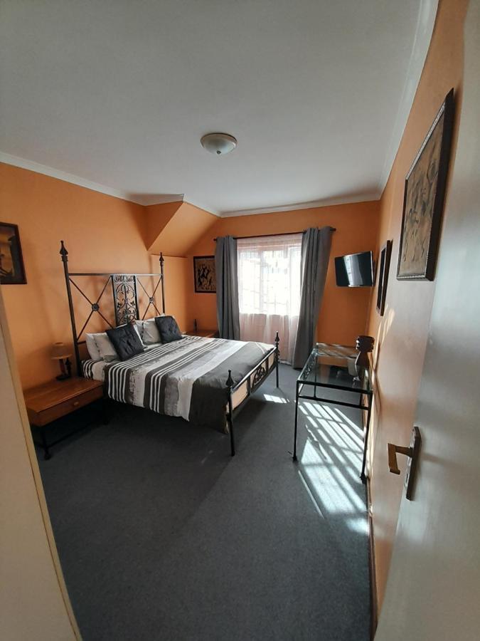 Whalers Guest House Hermanus Eksteriør bilde