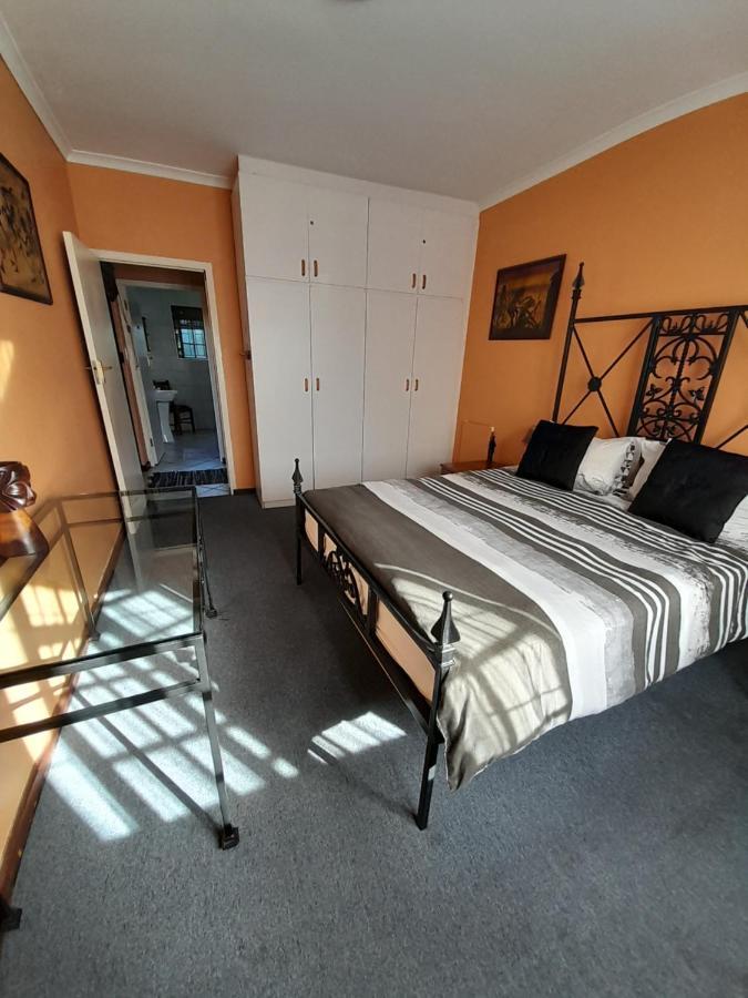 Whalers Guest House Hermanus Eksteriør bilde